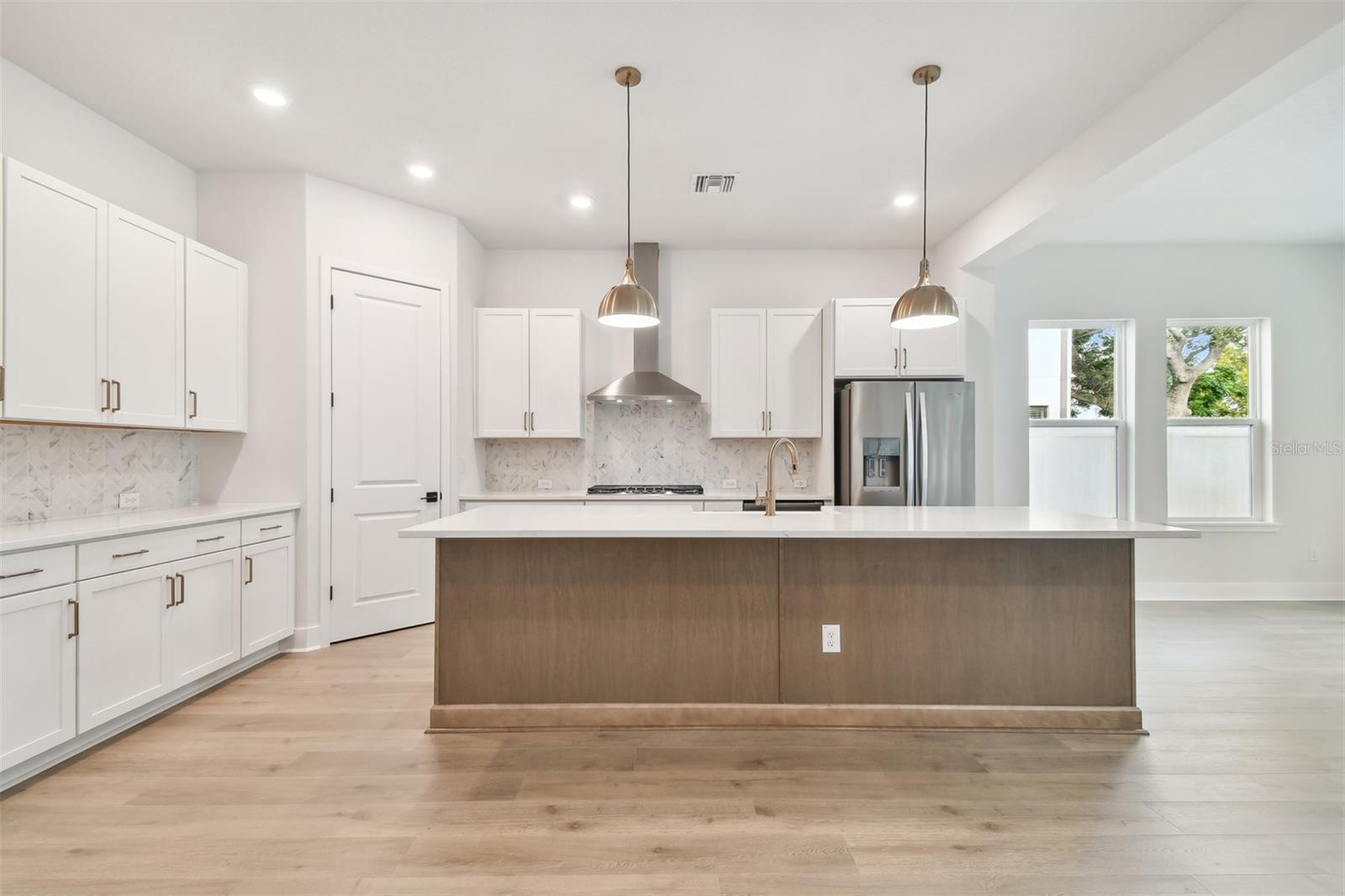 RIVERSIDE HEIGHTS - Residential