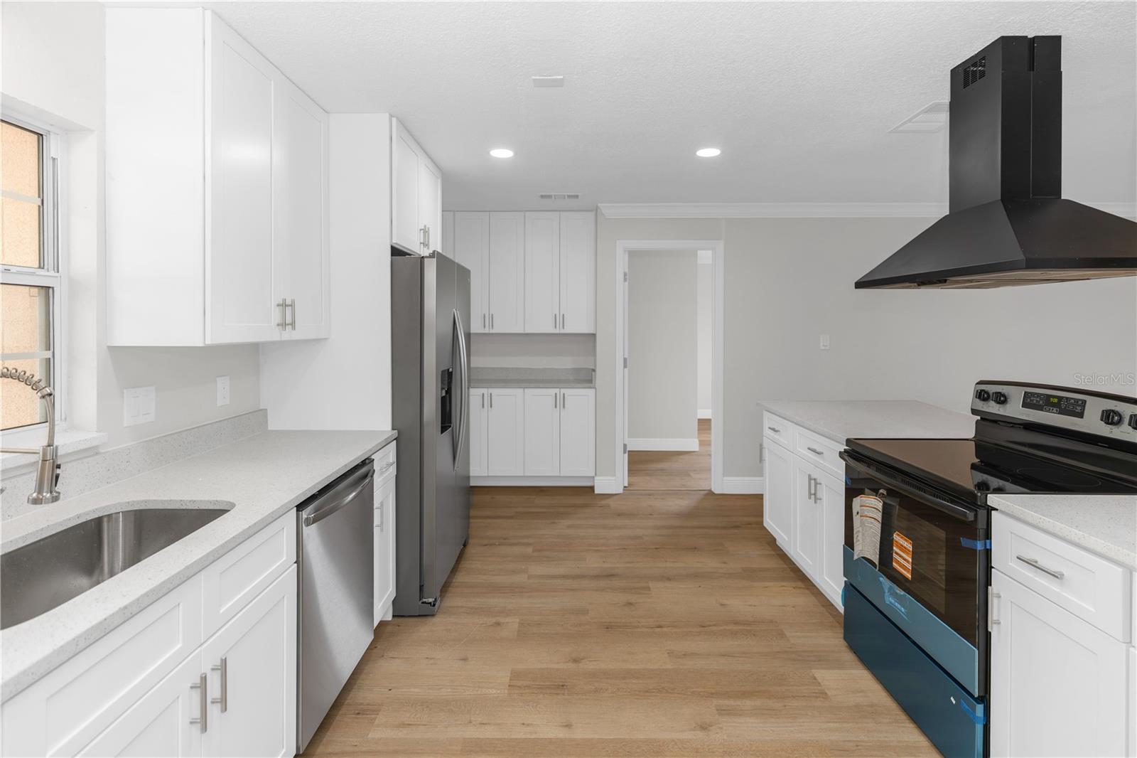 DOVER ESTATES - Residential