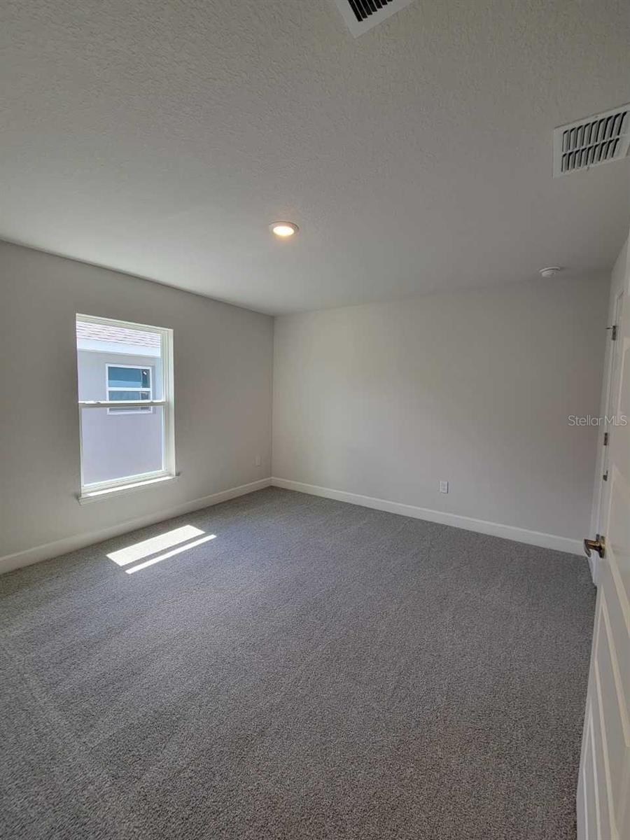 ROLLING HILLS UN FIVE - Residential