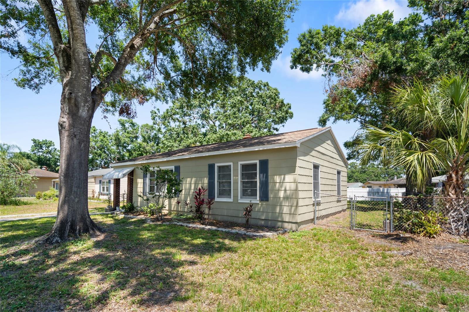 1013 N BASK DRIVE