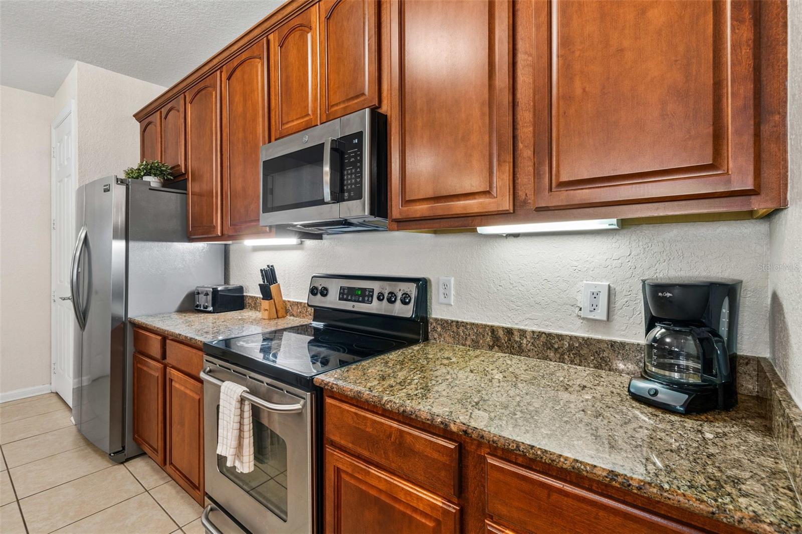 5037 SHOREWAY LOOP 202