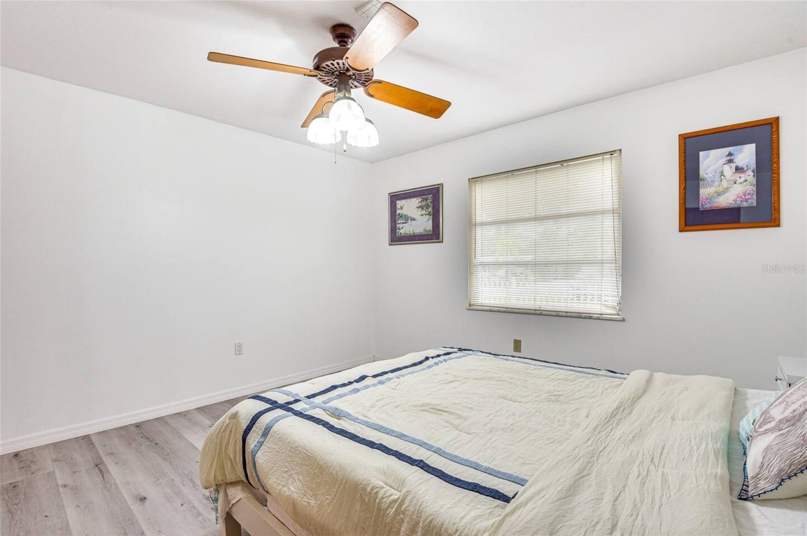 BEE RIDGE ESTATES - Residential Lease