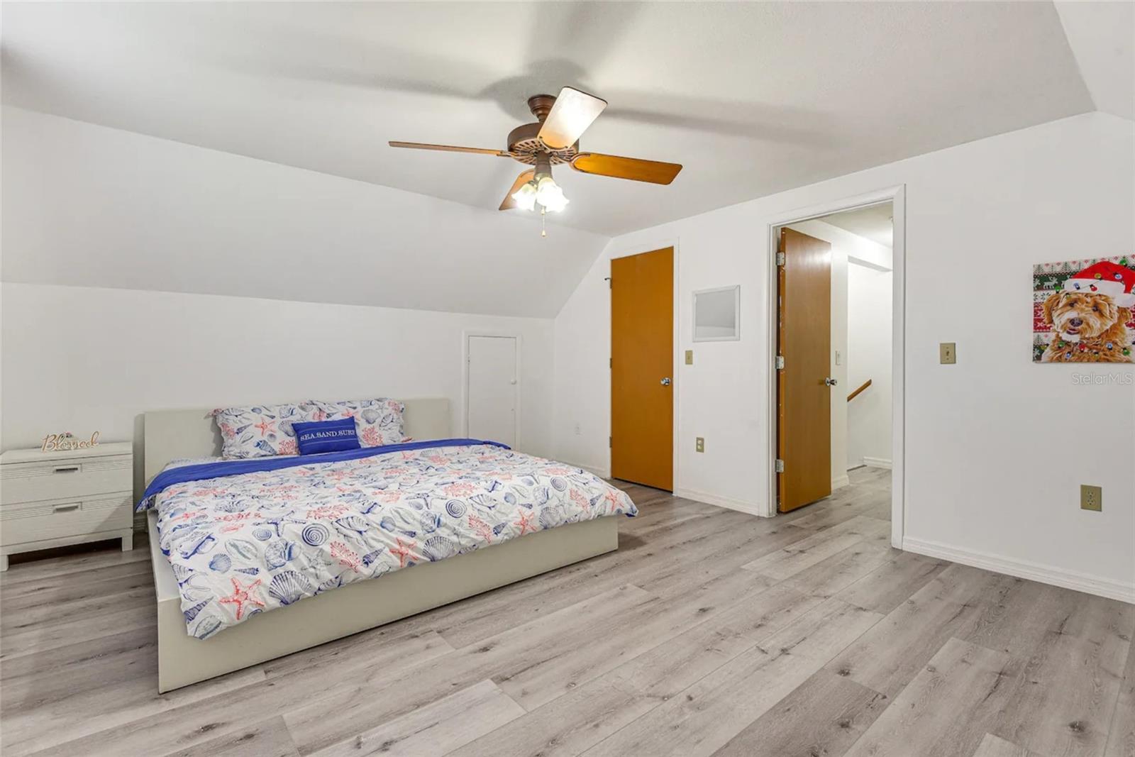 BEE RIDGE ESTATES - Residential Lease