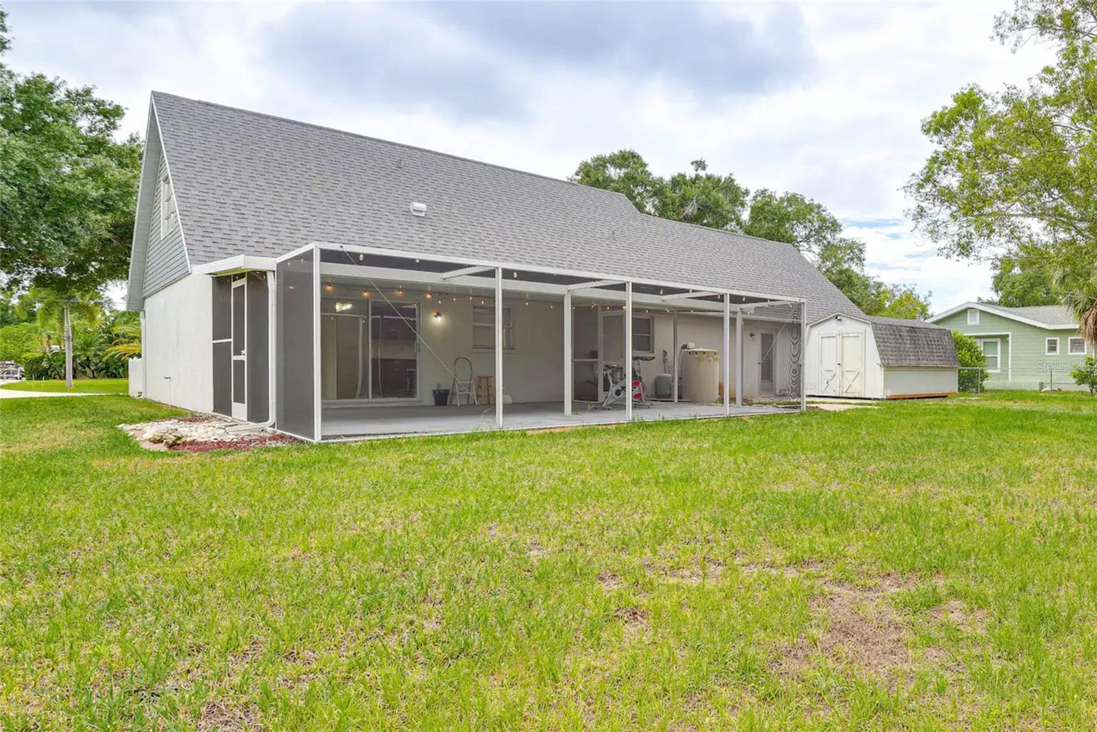 BEE RIDGE ESTATES - Residential Lease