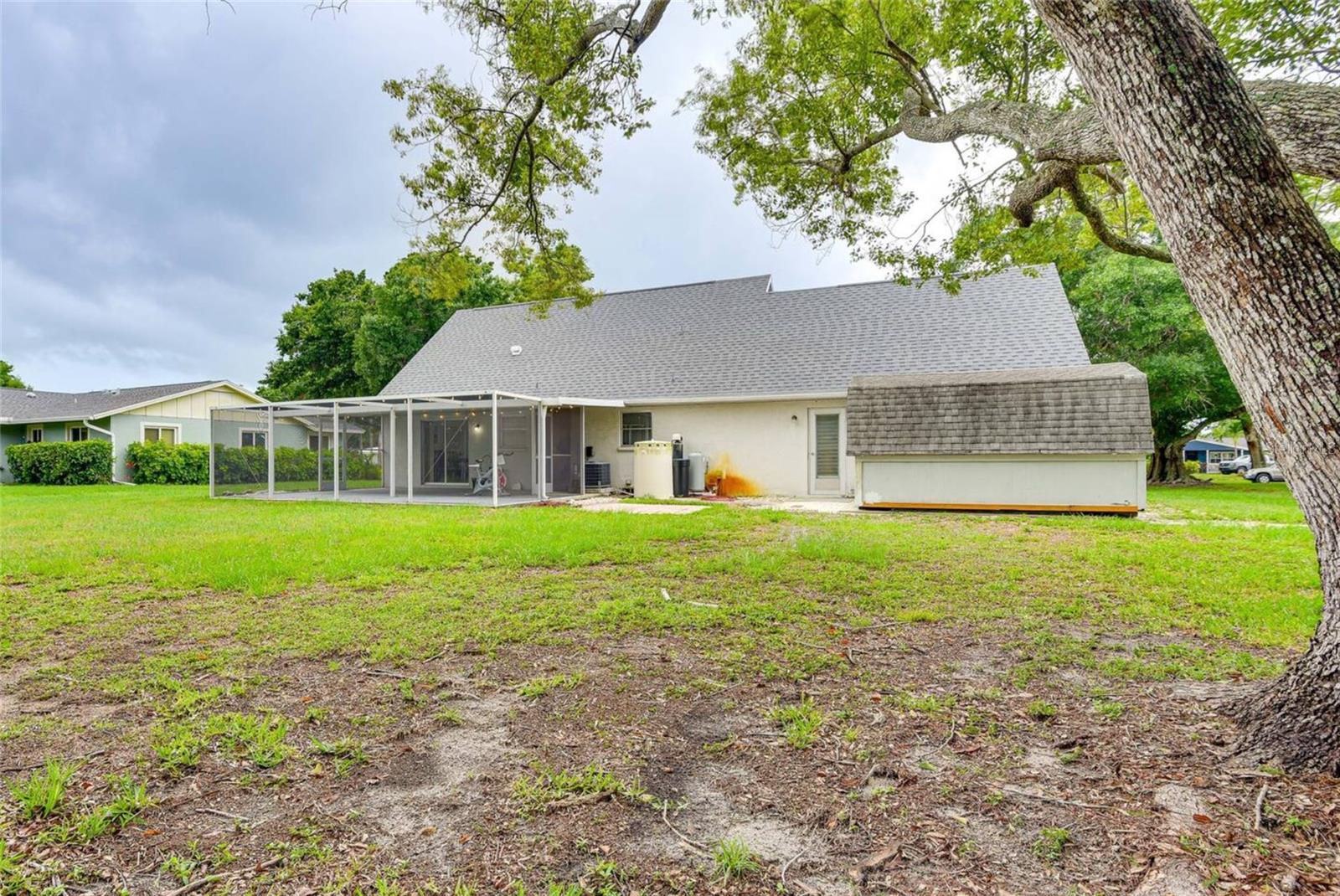 BEE RIDGE ESTATES - Residential Lease