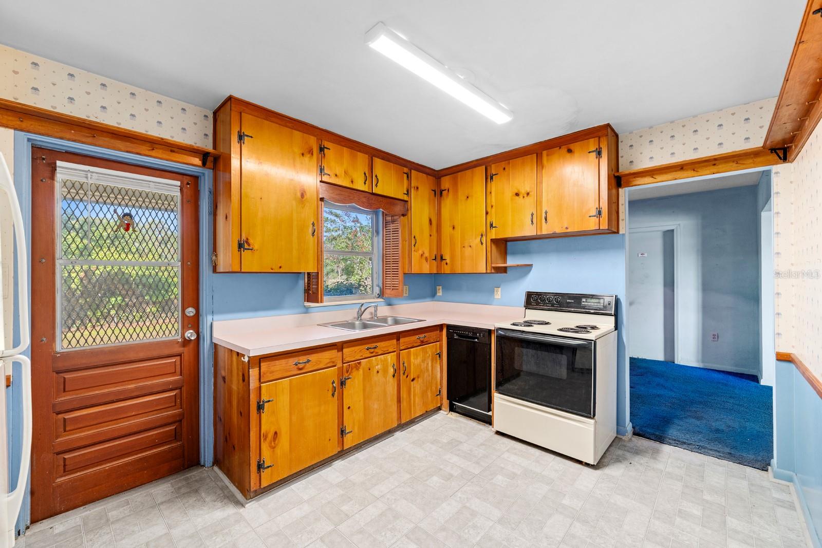 UNPLATTED - Residential