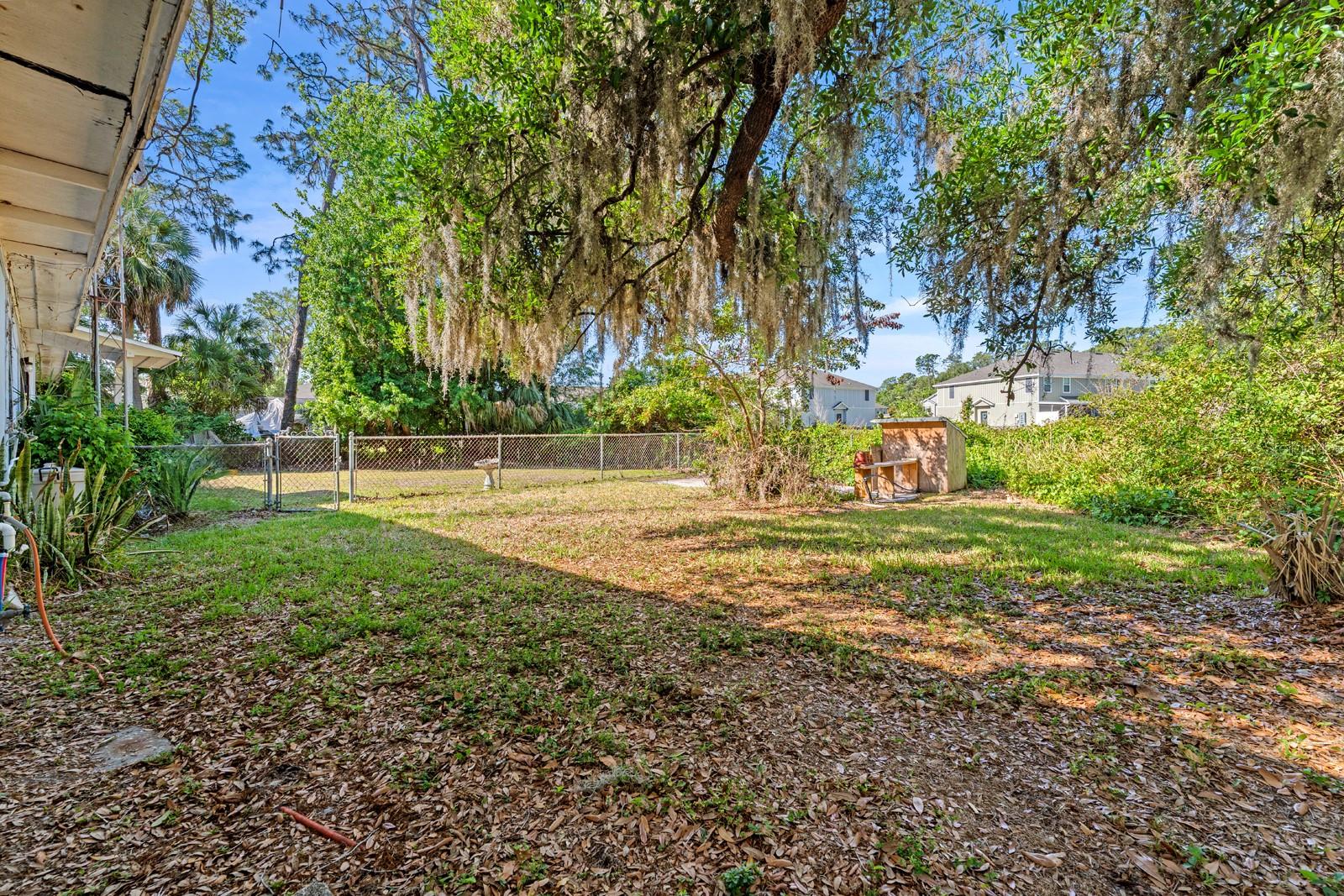 UNPLATTED - Residential