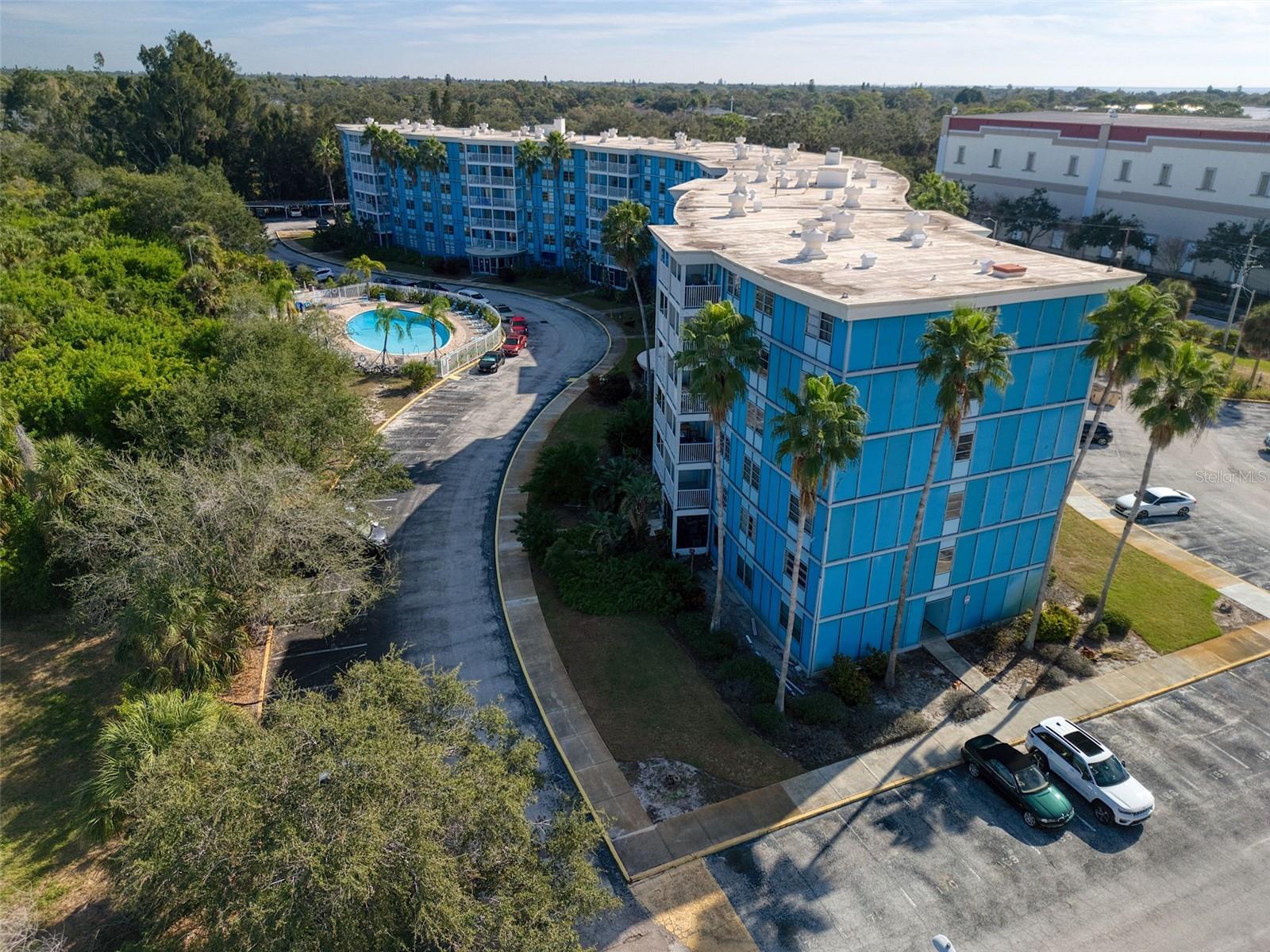 WAVE, THE CONDO - Residential Lease