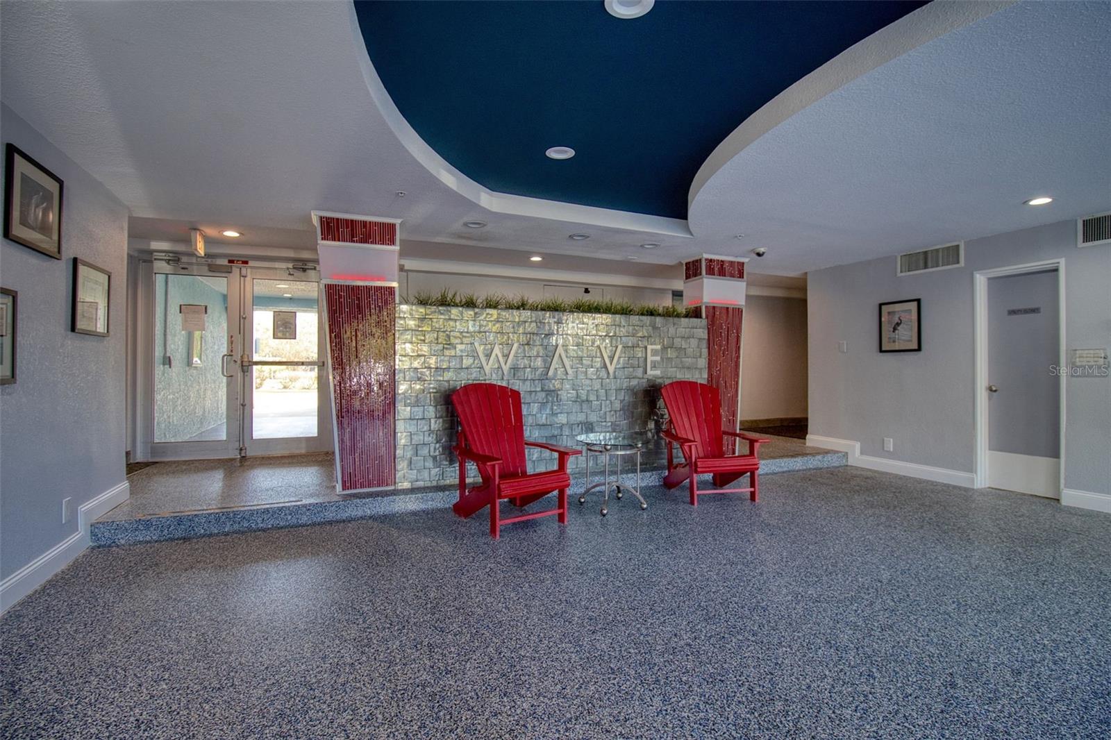 WAVE, THE CONDO - Residential Lease