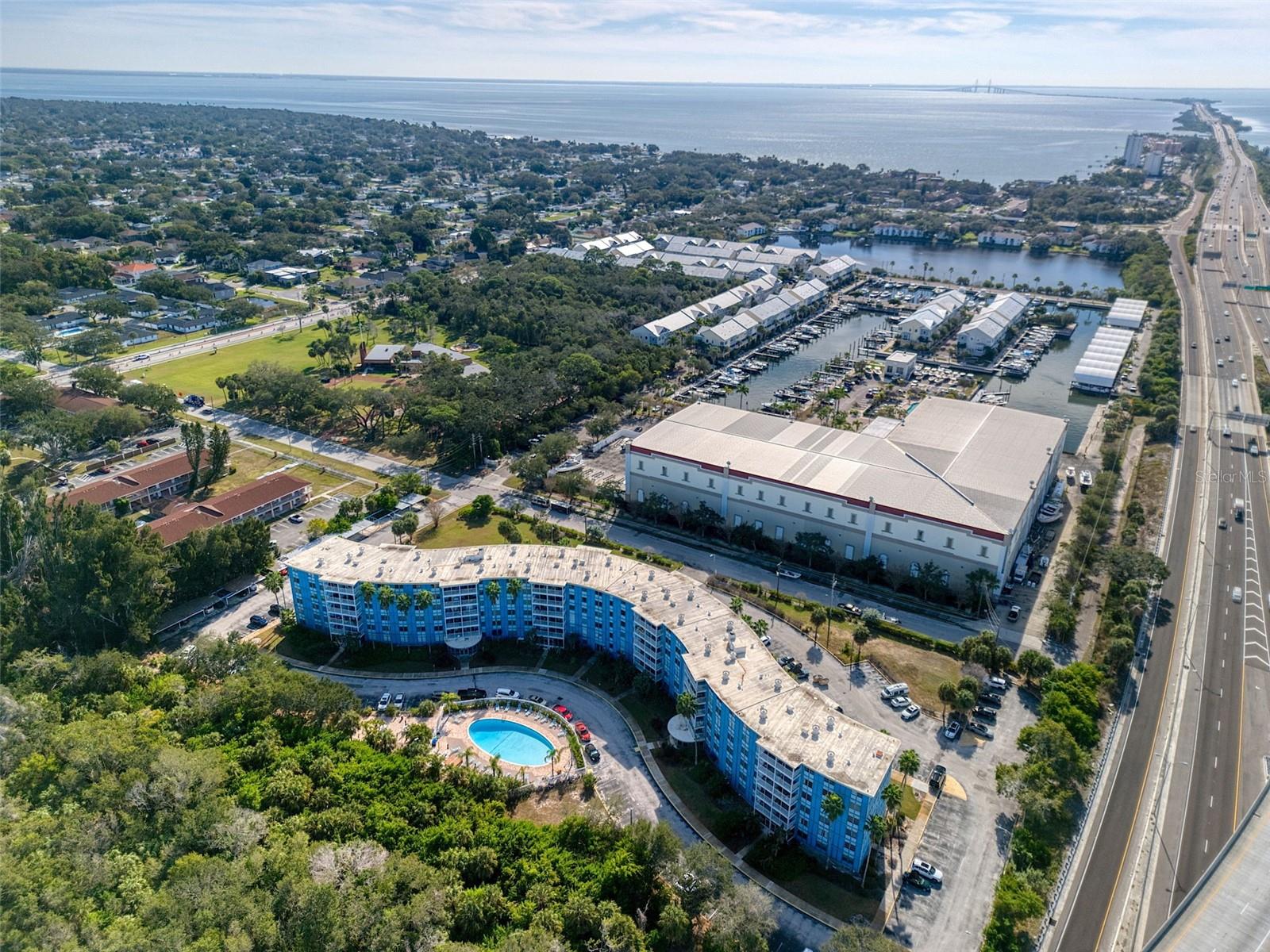 WAVE, THE CONDO - Residential Lease