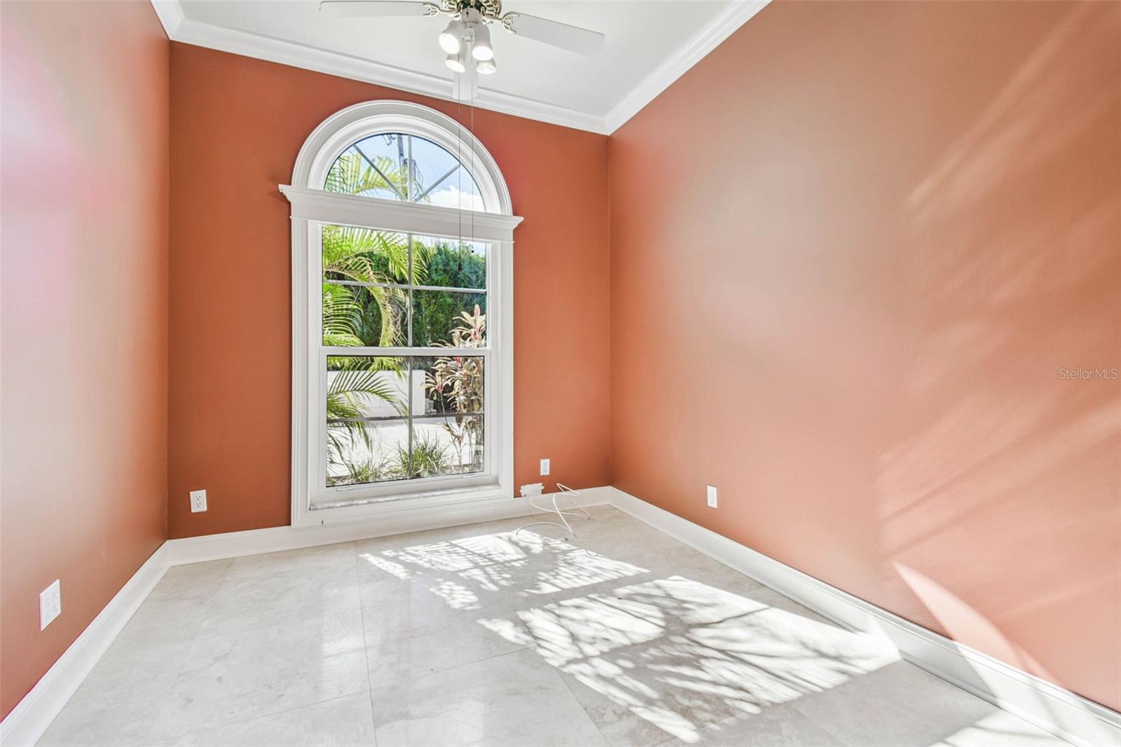 CRENSHAW LAKES - Residential