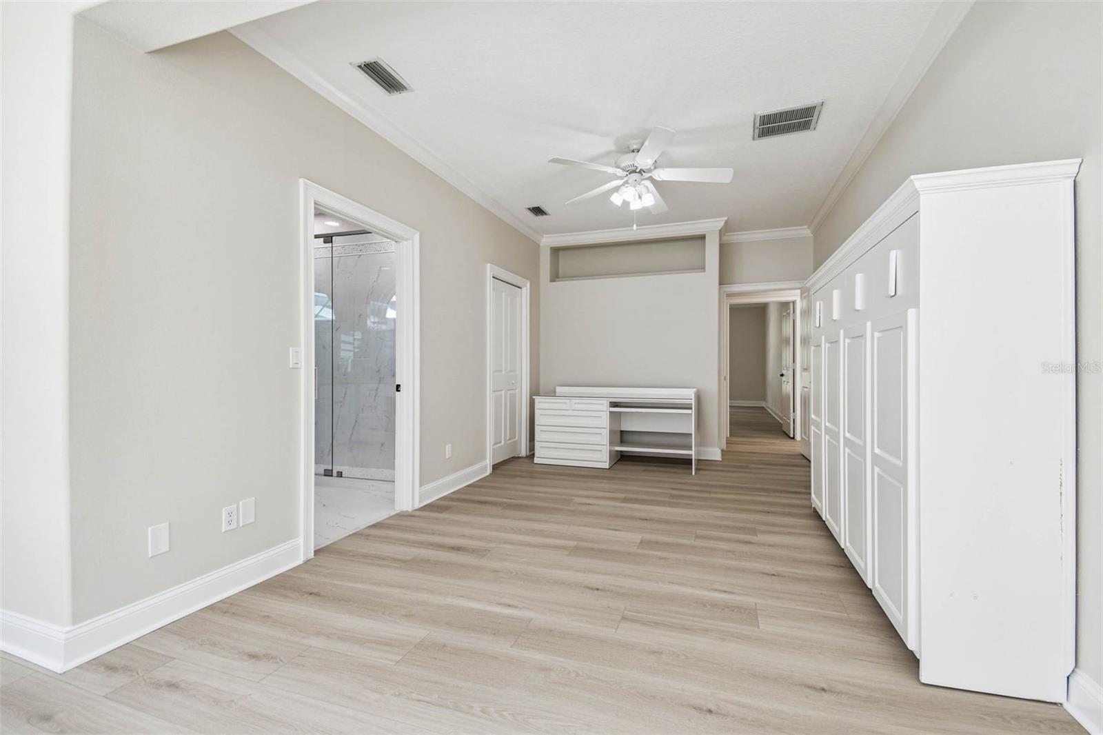 CRENSHAW LAKES - Residential