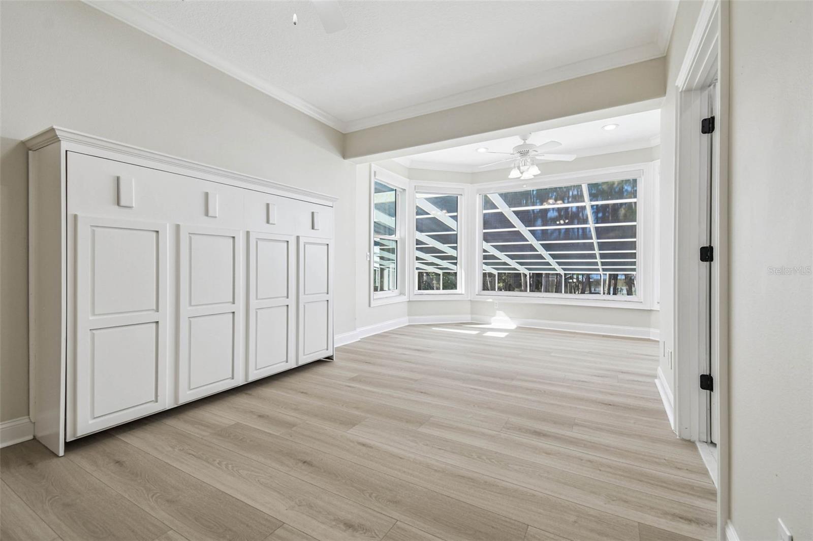 CRENSHAW LAKES - Residential