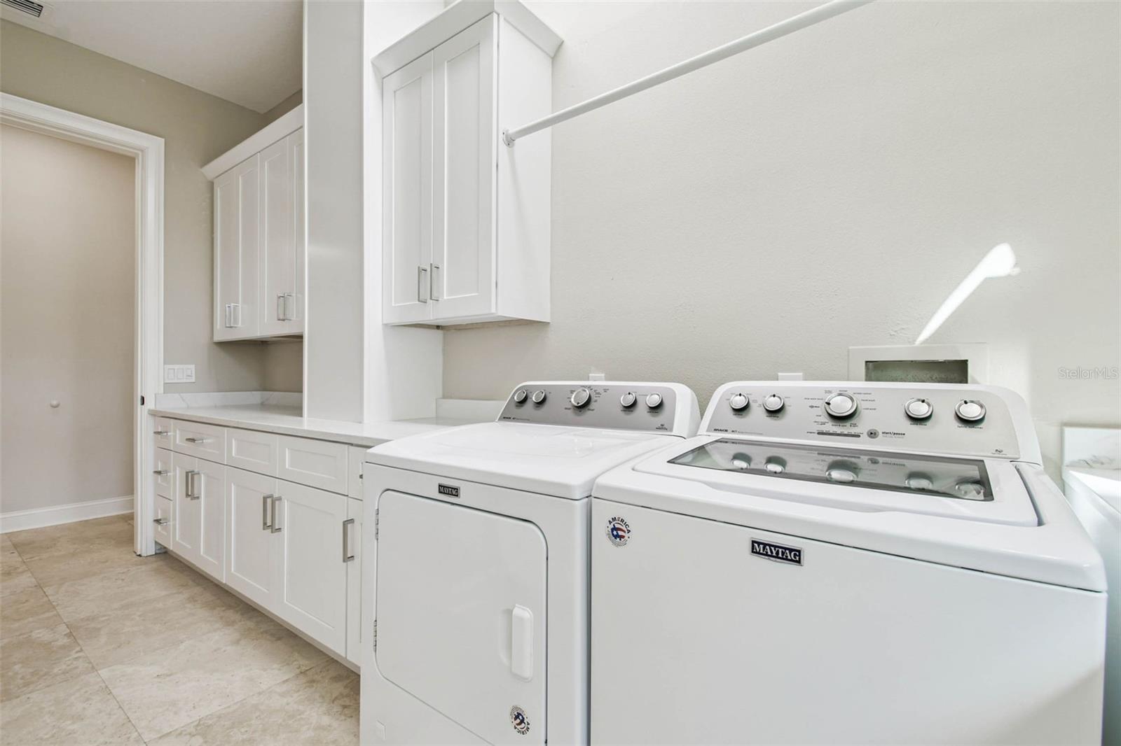 CRENSHAW LAKES - Residential