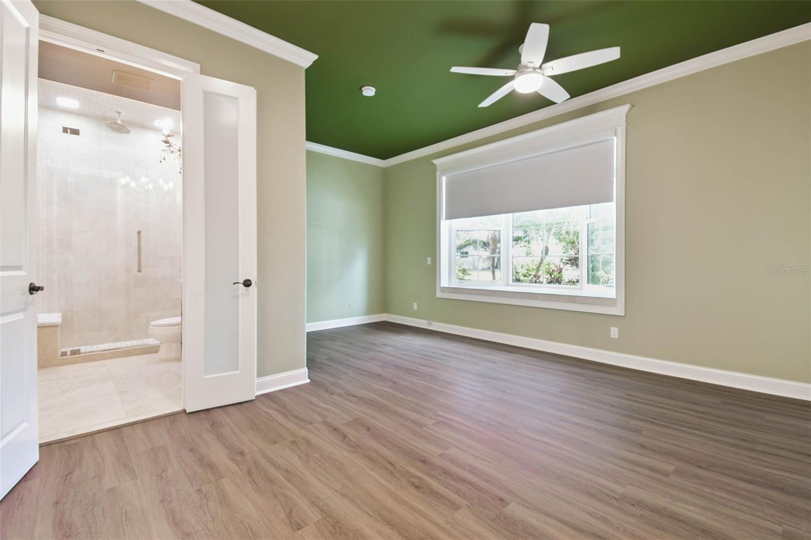 CRENSHAW LAKES - Residential