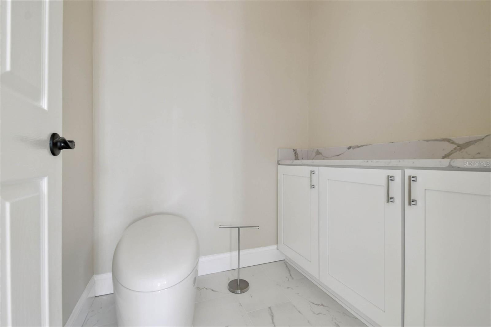 CRENSHAW LAKES - Residential