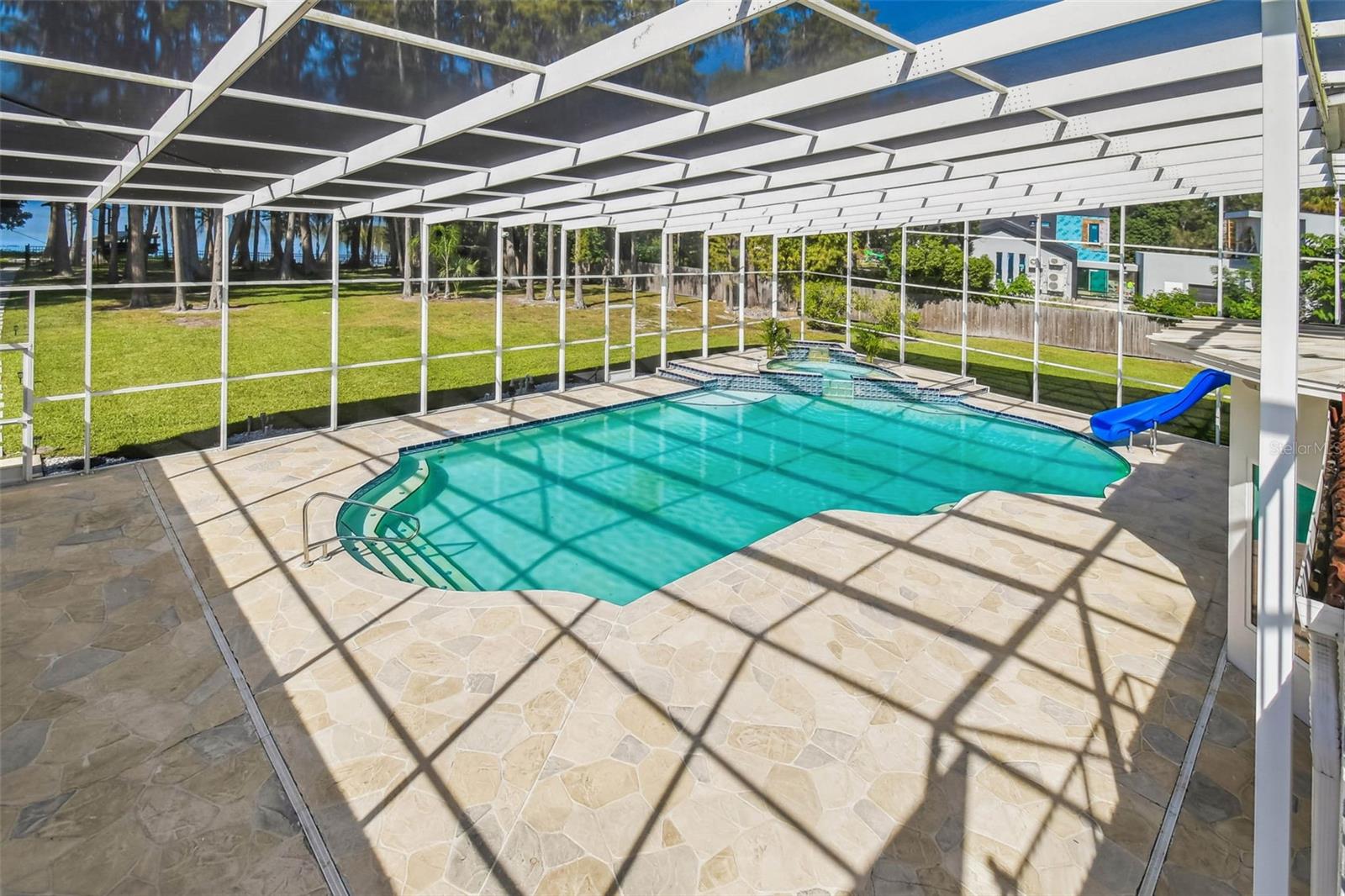 CRENSHAW LAKES - Residential