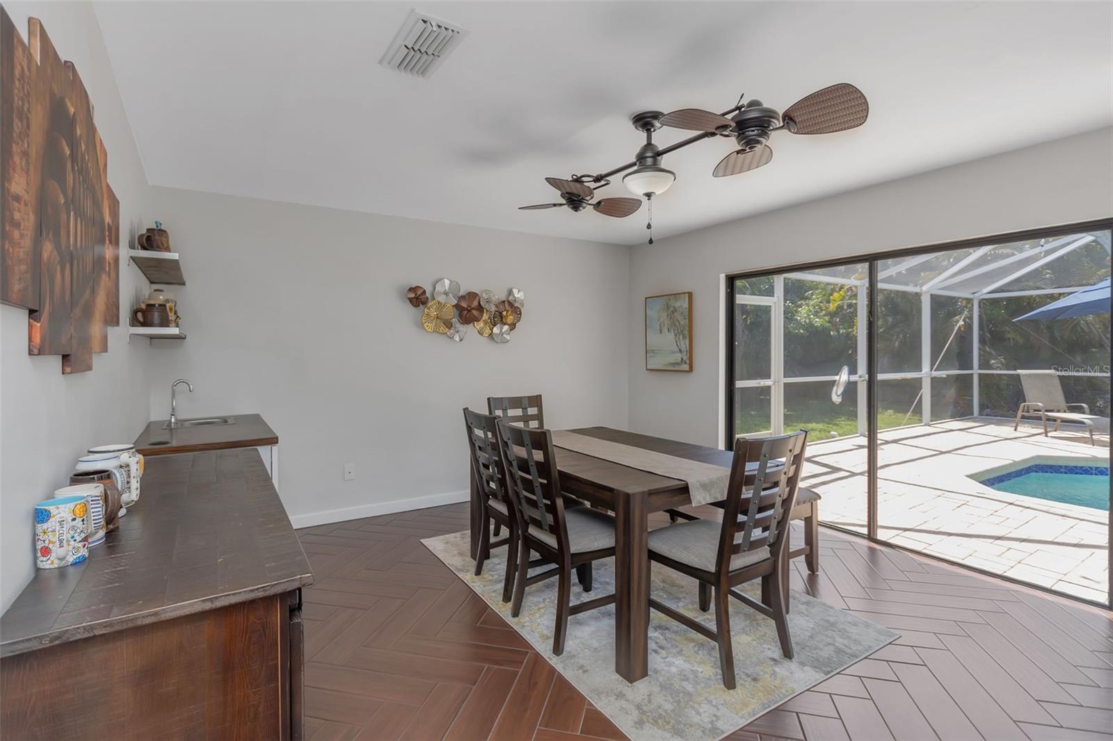 COUNTRY PLACE WEST UNIT III - Residential