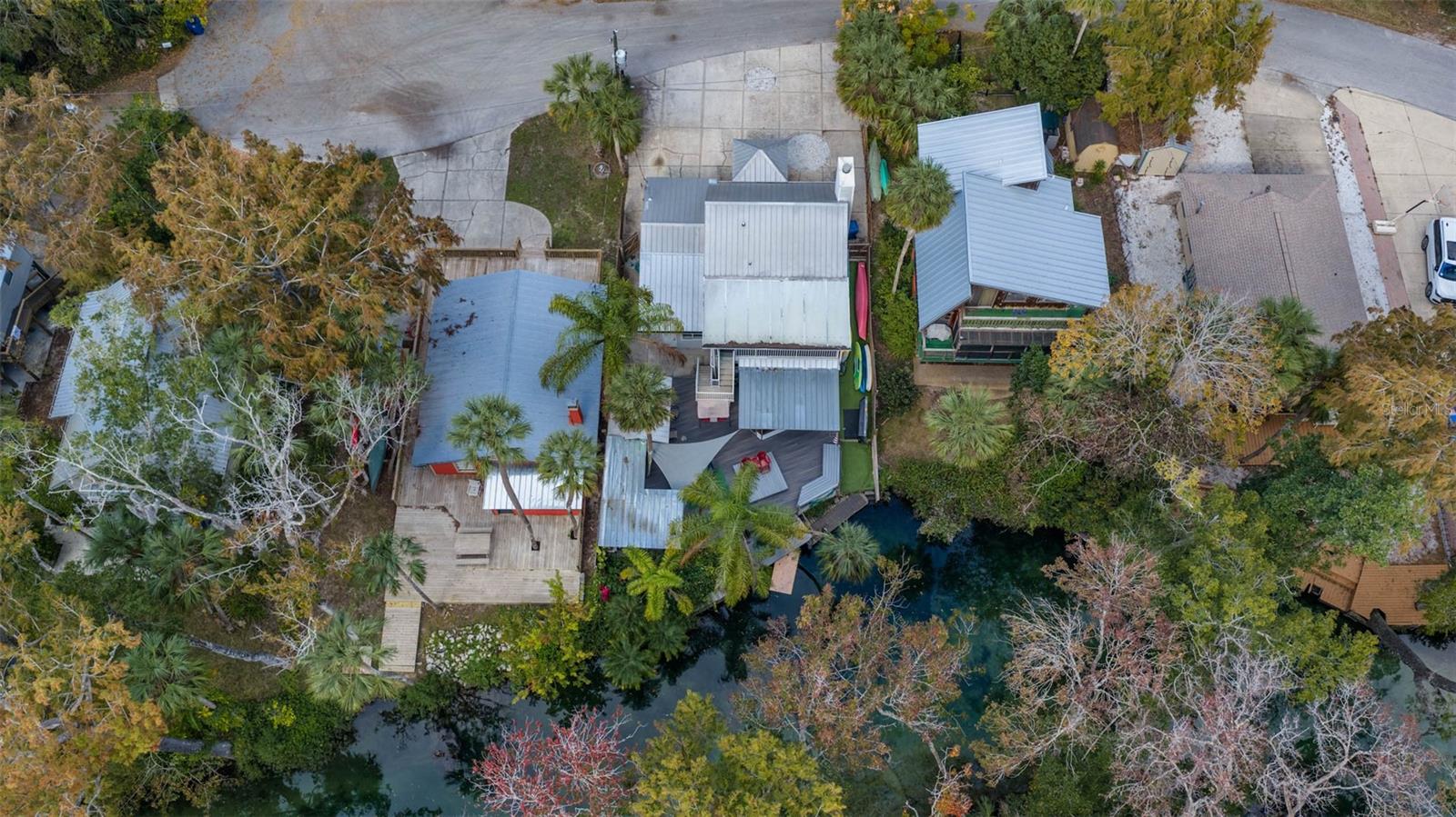 WEEKI WACHEE SHORES - Residential