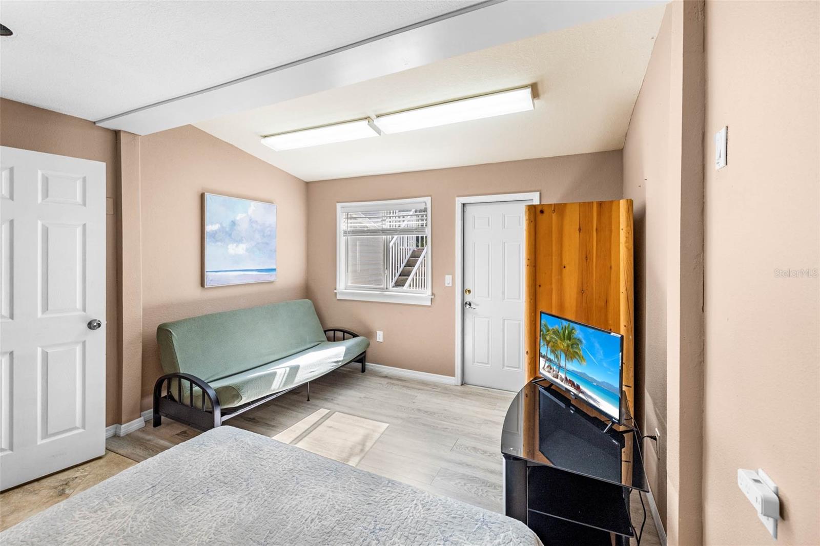 WEEKI WACHEE SHORES - Residential