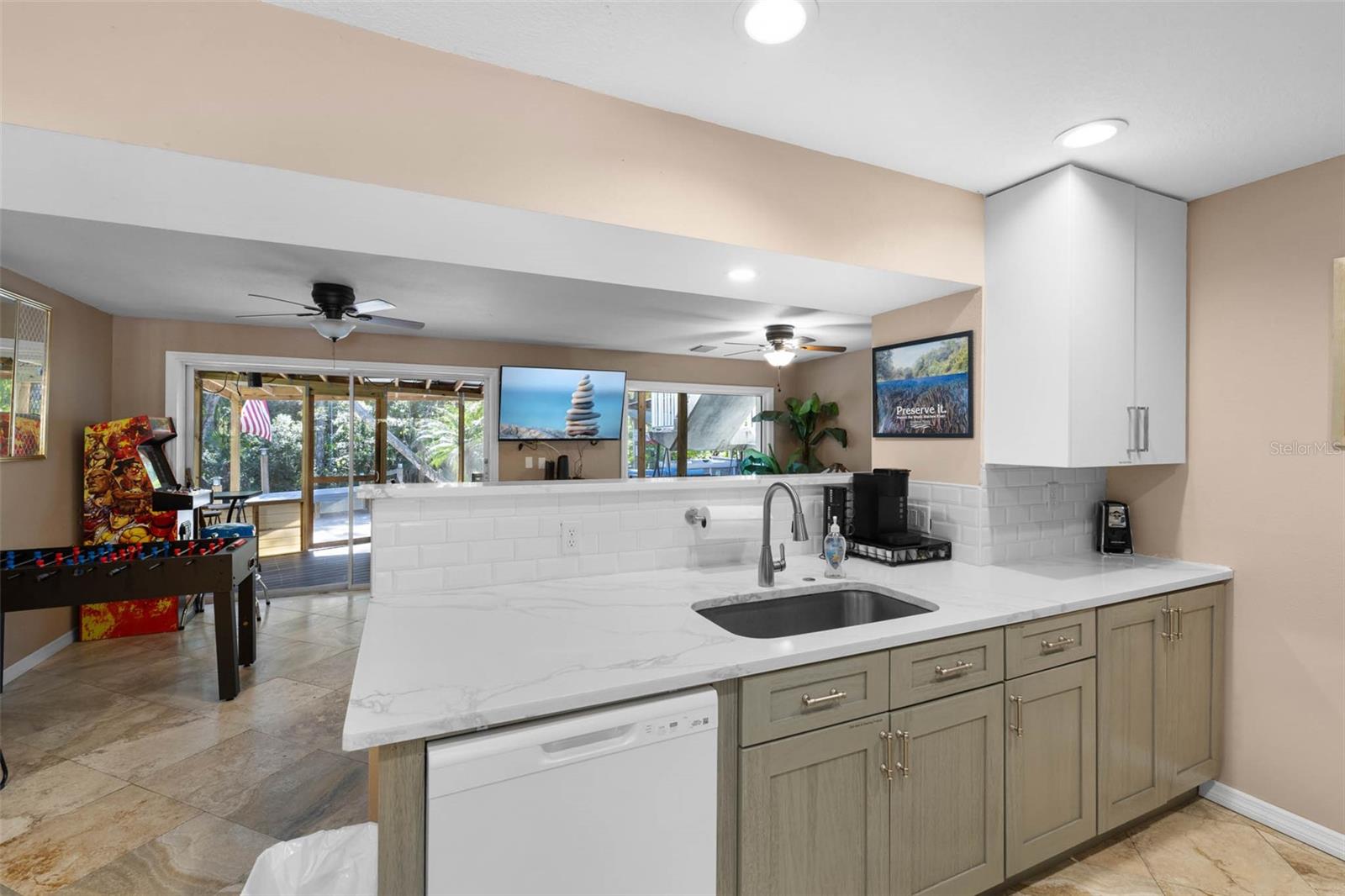 WEEKI WACHEE SHORES - Residential