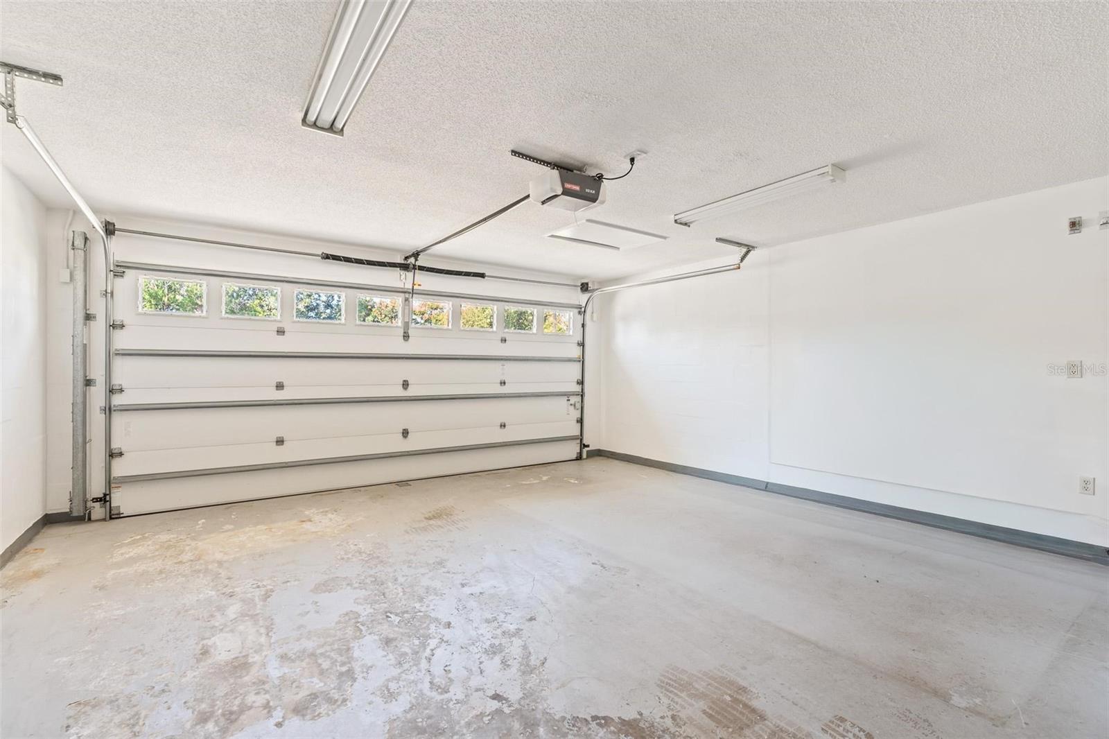 ORMOND GOLFRIDGE ESTATES - Residential