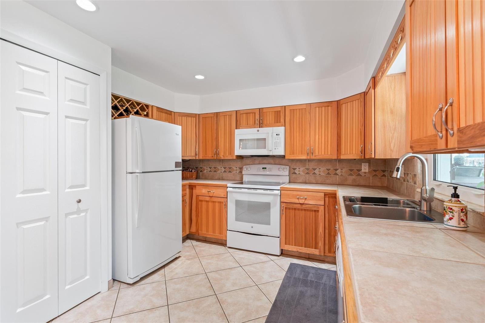 ORMOND GOLFRIDGE ESTATES - Residential