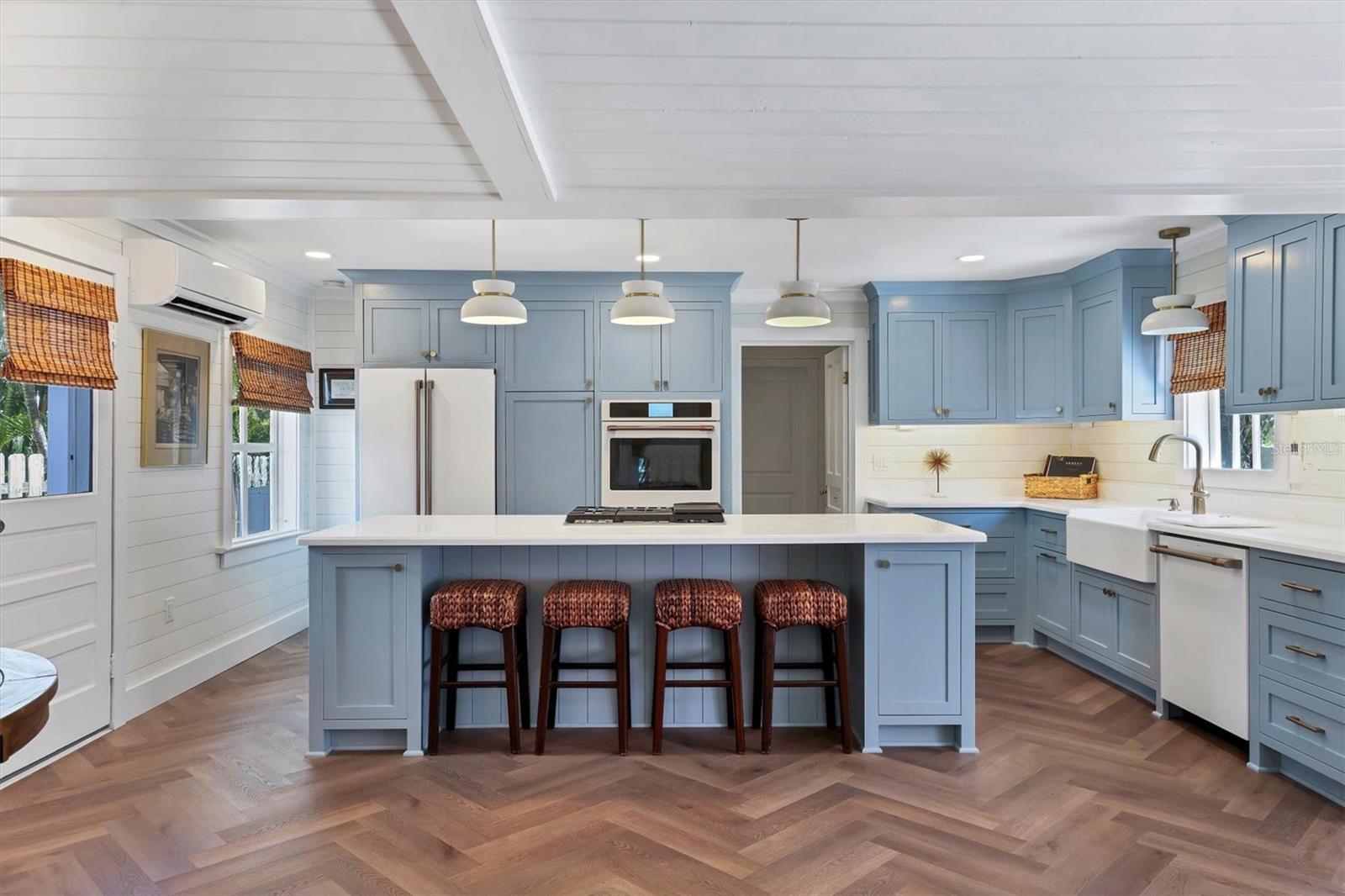 ILEXHURST - Residential