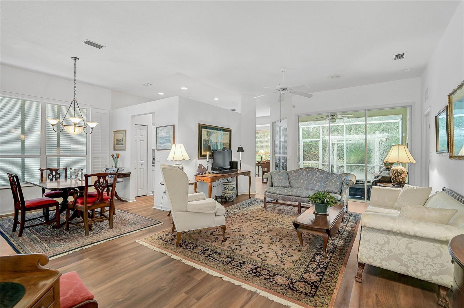 554 FALLBROOK DRIVE