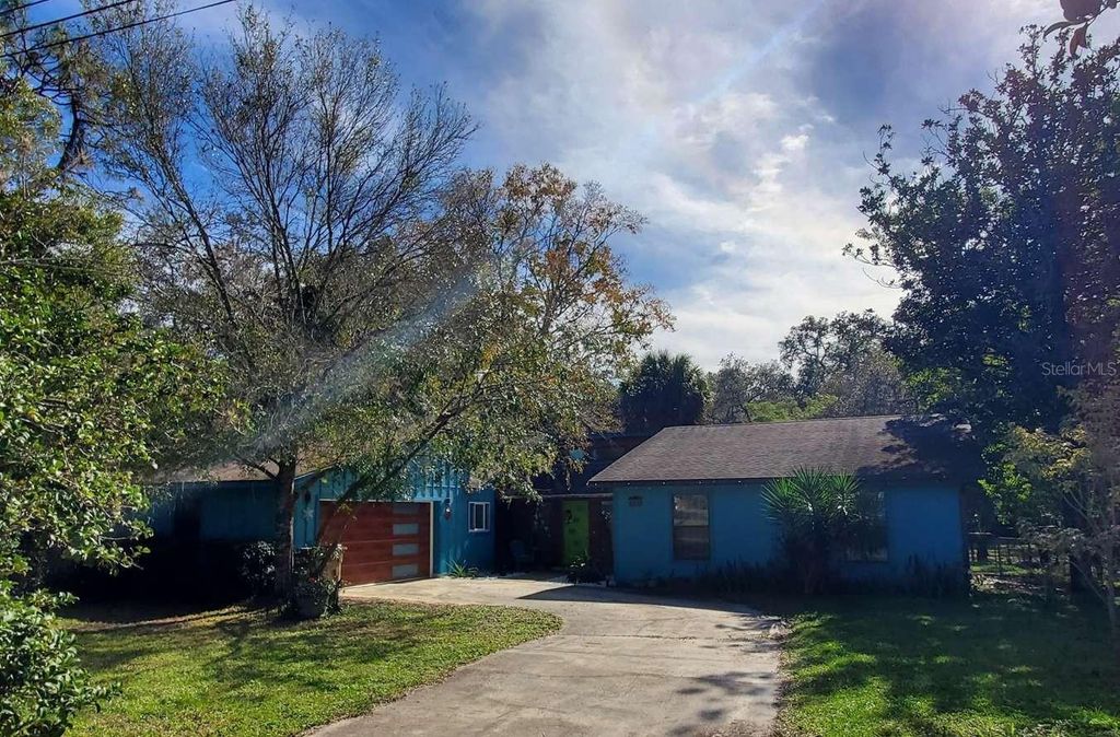 Photo of 5017 E 127th Avenue, Temple Terrace, FL 33617 (MLS # TB8483118)