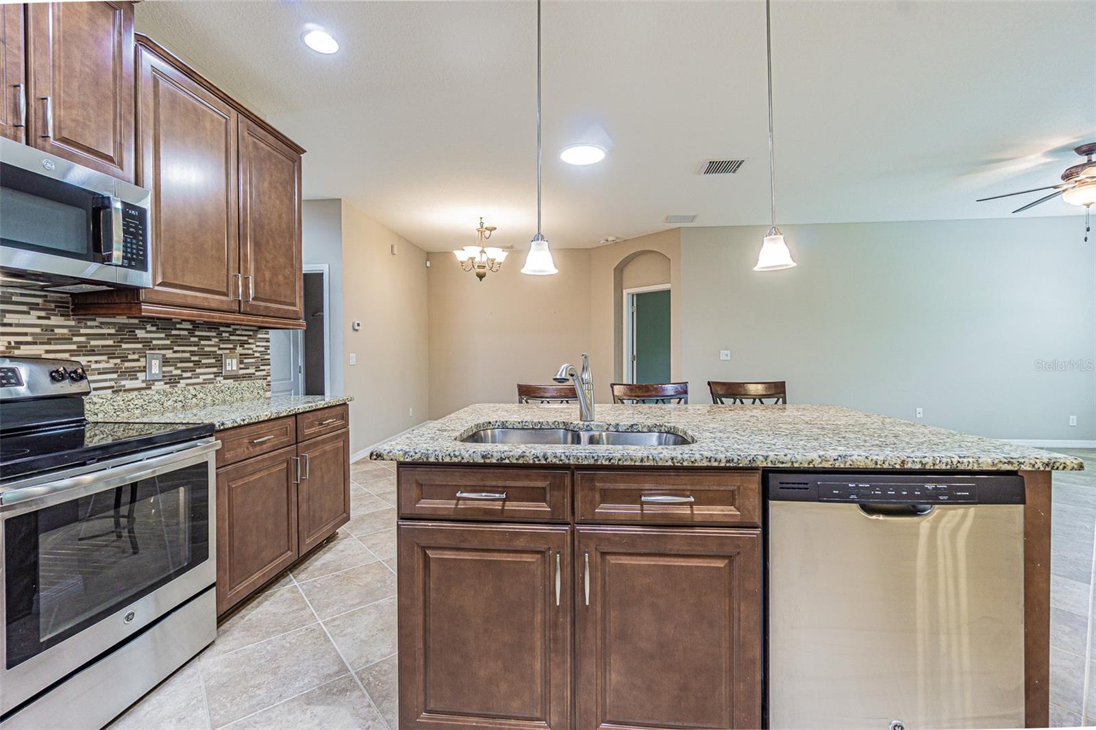 TAMPA BAY GOLF AND TENNIS CLUB - Residential