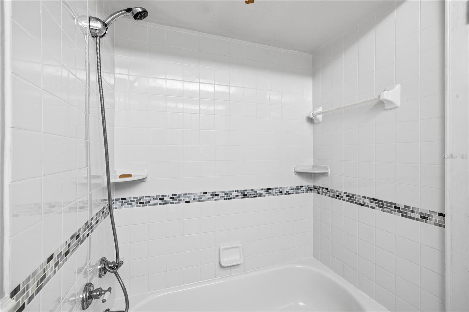 CARROLLWOOD SUB UNIT 4 - Residential