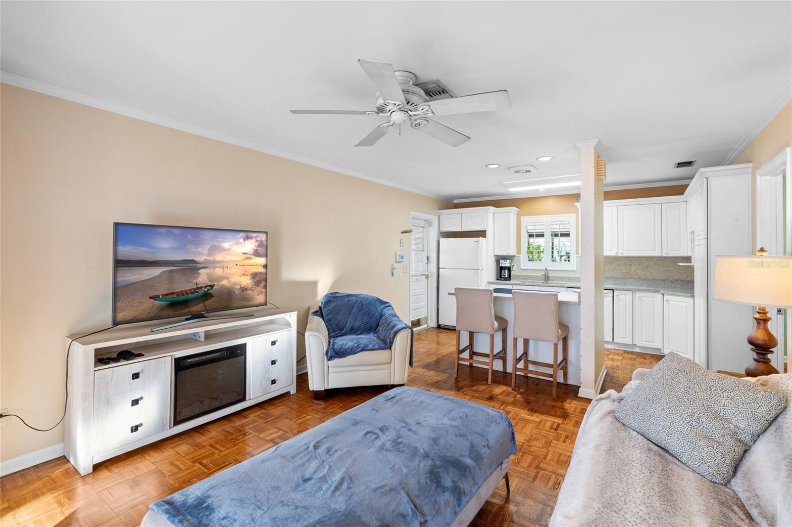 CARROLLWOOD SUB UNIT 4 - Residential