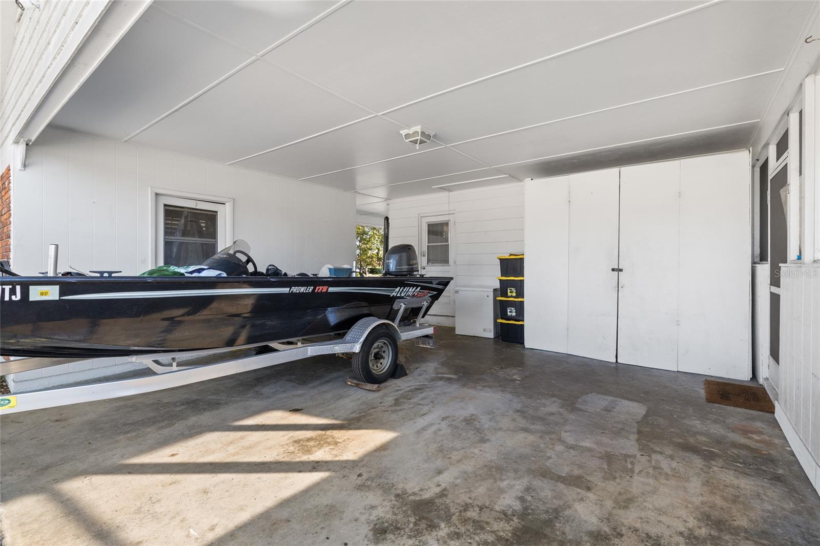 CARROLLWOOD SUB UNIT 4 - Residential