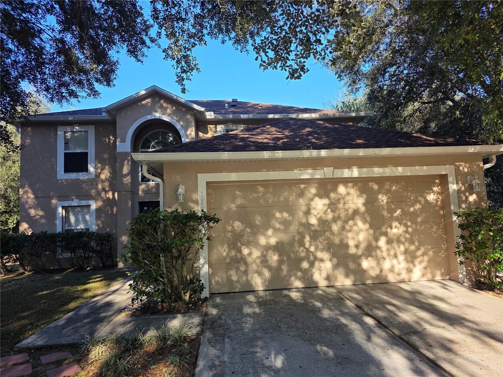 Photo of 1126 Chateau Circle, Minneola, FL 34715 (MLS # G5103967)