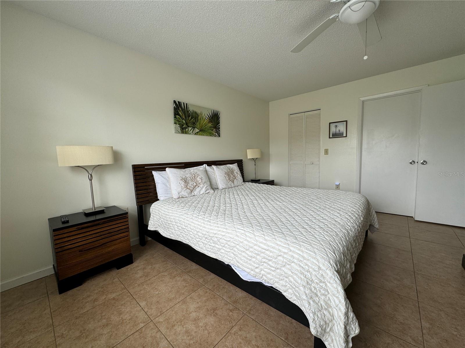 MIRROR LAKE CONDO SEC 2 - Residential Lease