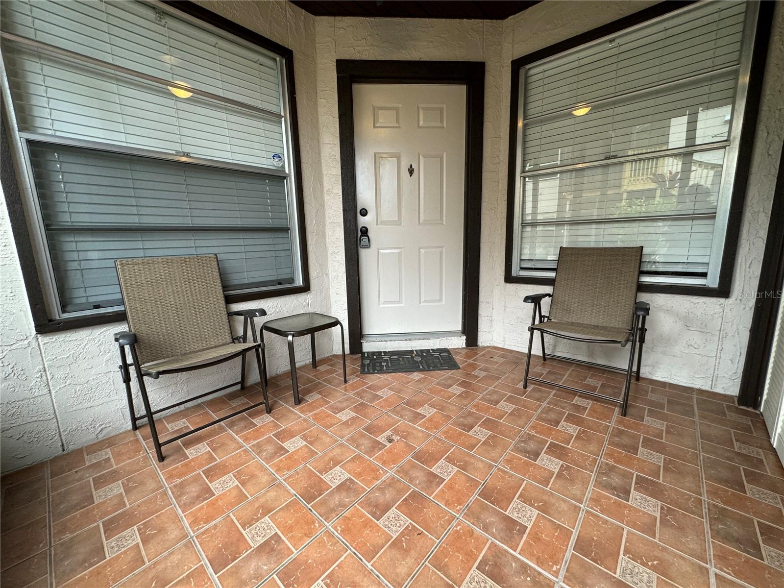 MIRROR LAKE CONDO SEC 2 - Residential Lease