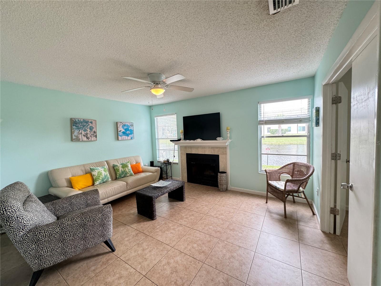 MIRROR LAKE CONDO SEC 2 - Residential Lease