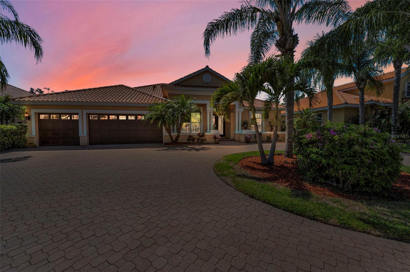 1033 TUSCANY DRIVE