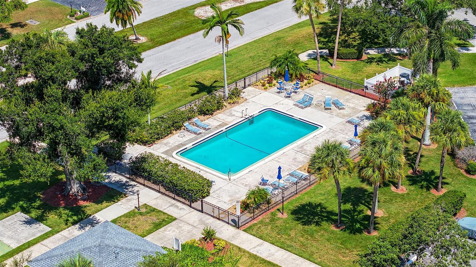 PALM-AIRE DESOTO LAKES COUNTRY CLUB 5 - Residential