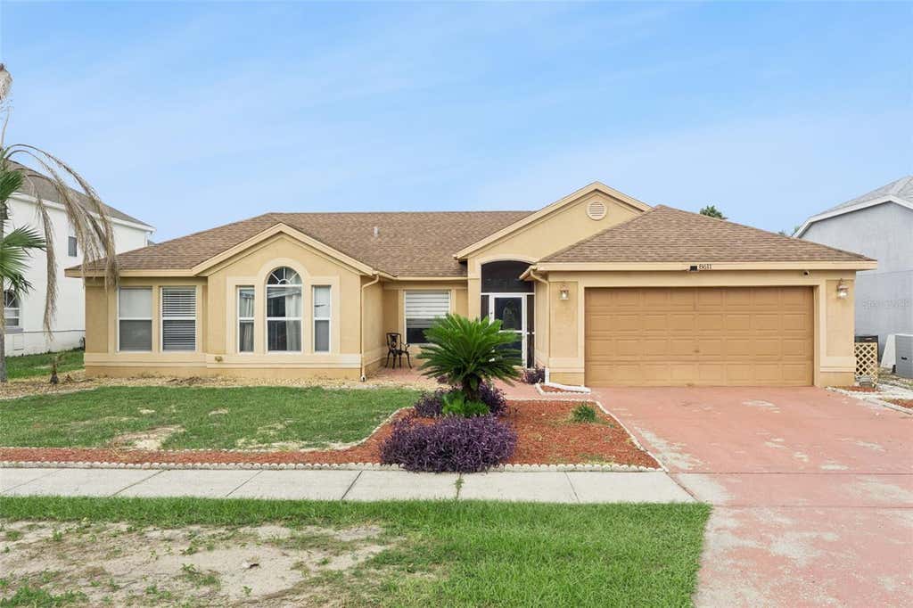 Photo of 8611 Primrose Drive, Kissimmee, FL 34747 (MLS # O6433453)