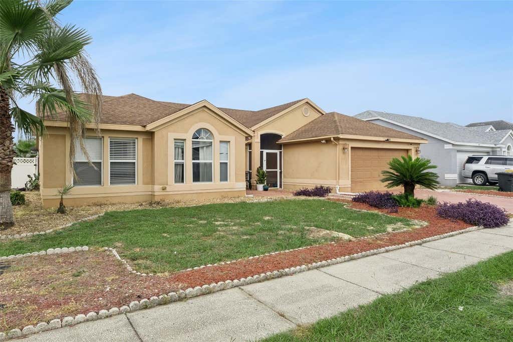 Photo of 8611 Primrose Drive, Kissimmee, FL 34747 (MLS # O6433453)