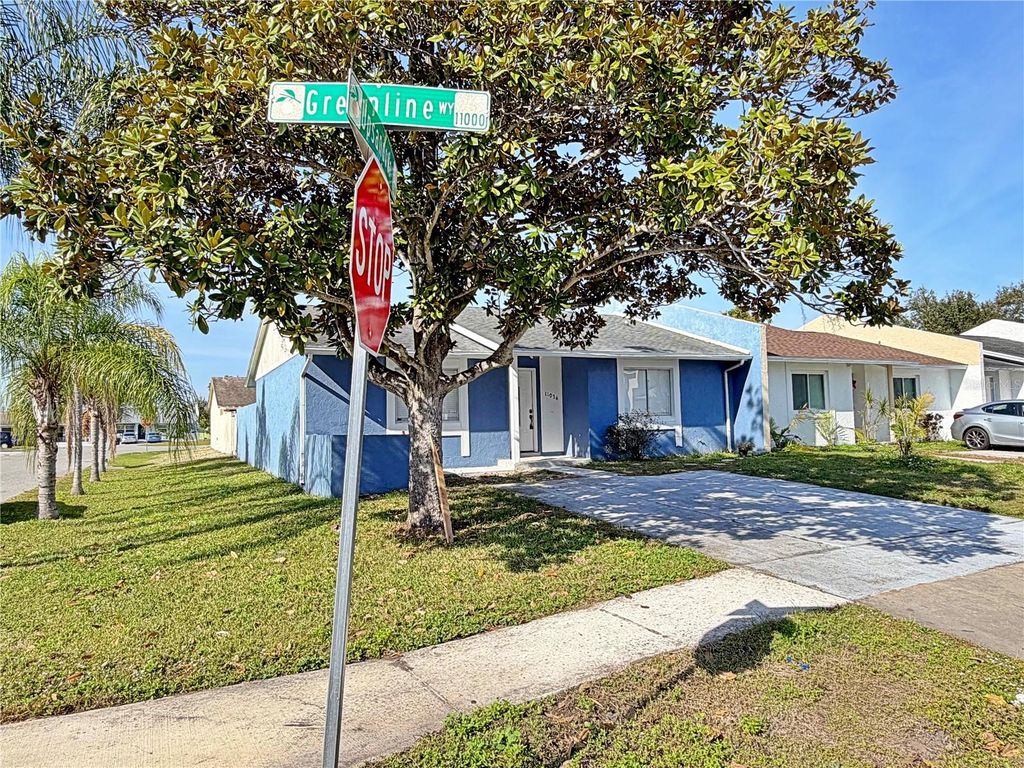 Photo of 11036 Greenline Way, Orlando, FL 32837 (MLS # S5143719)