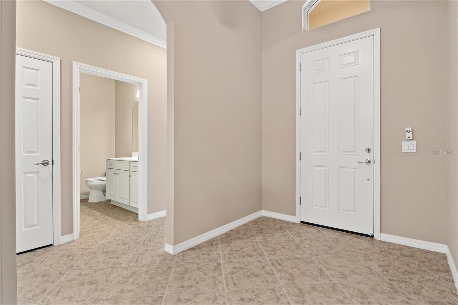 ISLANDWALK - Residential