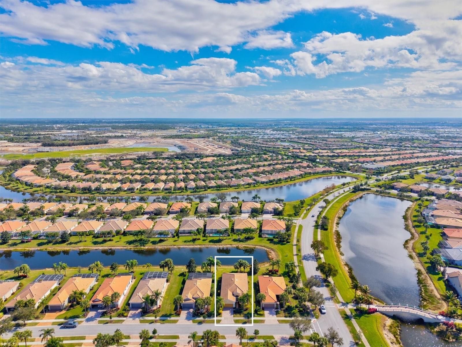 ISLANDWALK - Residential