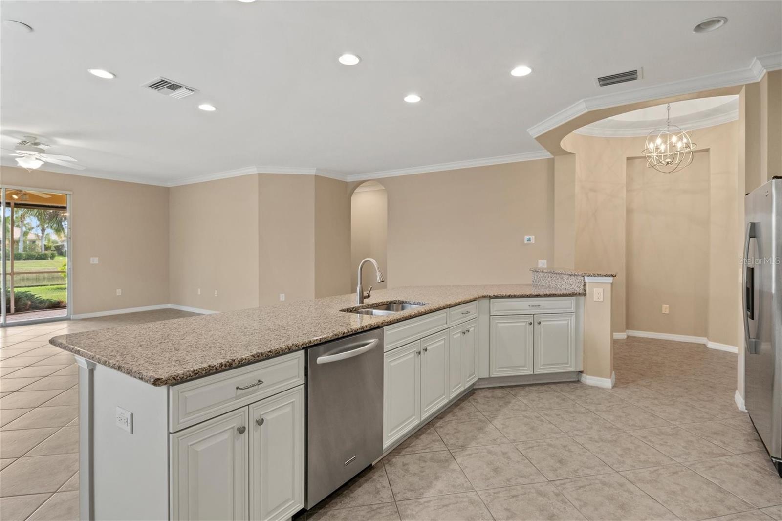 ISLANDWALK - Residential