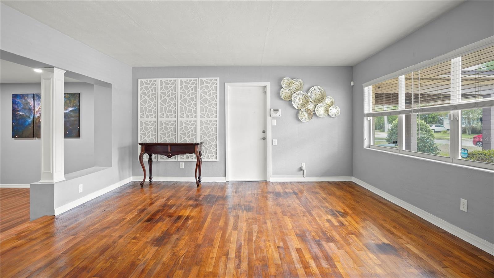 ARDMORE MANOR - Residential