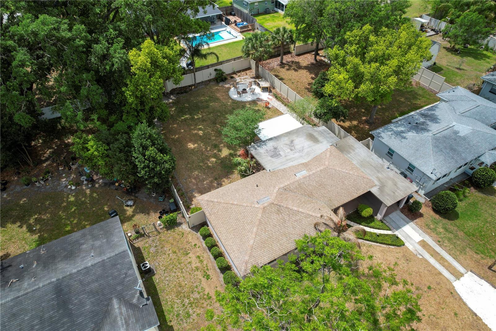 ARDMORE MANOR - Residential