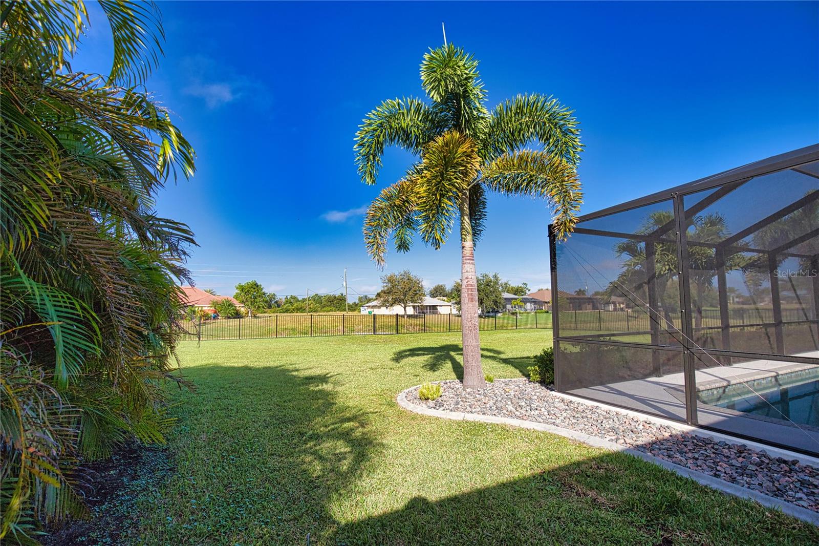 ROTONDA WEST WHITE MARSH - Residential