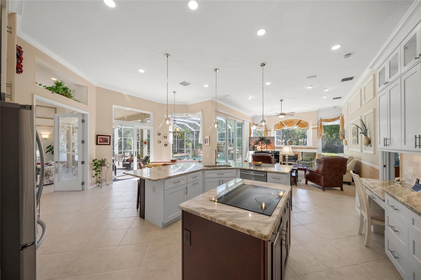 LAUREL OAK ESTATES - Residential